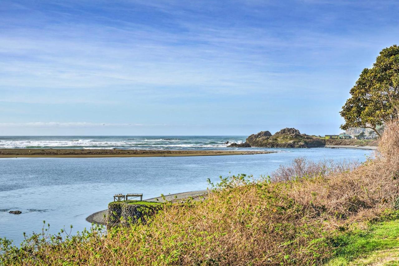Smith River Vintage Cabin Oceanfront Deck And Views Bagian luar foto
